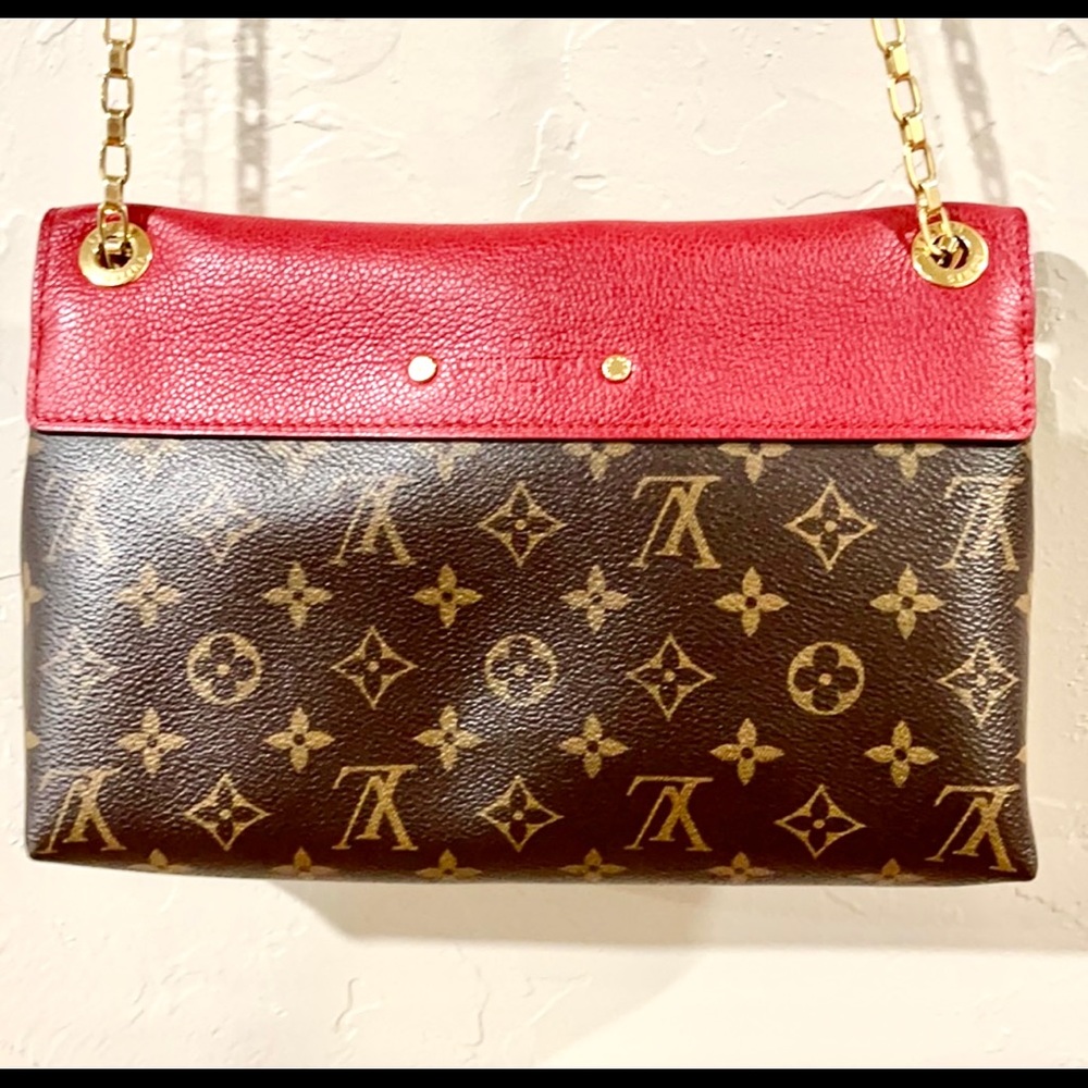 Louis Vuitton Red and Brown Monogram Chain Crossbody Bag - Picture 6 of 12